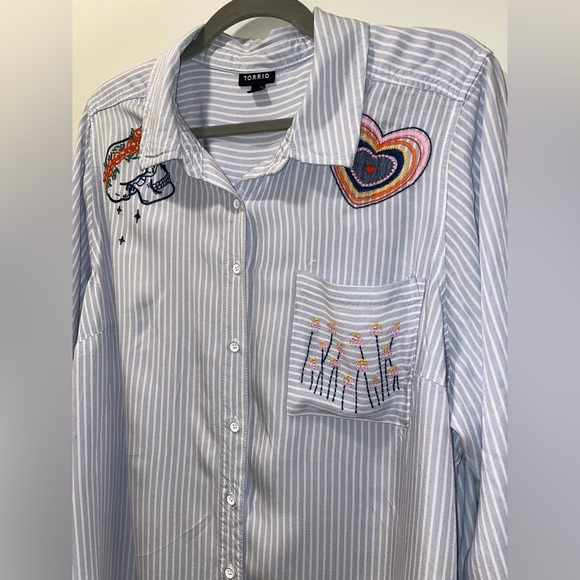 Womens Torrid Blouse Embroidered Button Up Long Sleeve Shirt - Picture 3 of 9